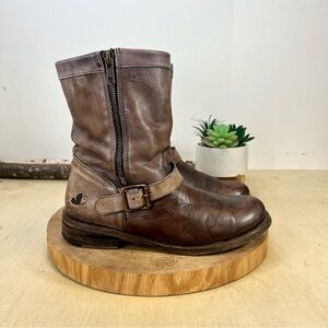 Vintage-Inspired Brown Leather Mid-Calf Boots with Side Zip